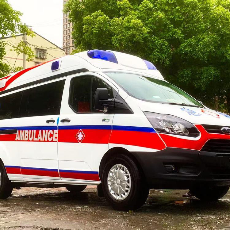 五华重症监护救护车出租护送返乡